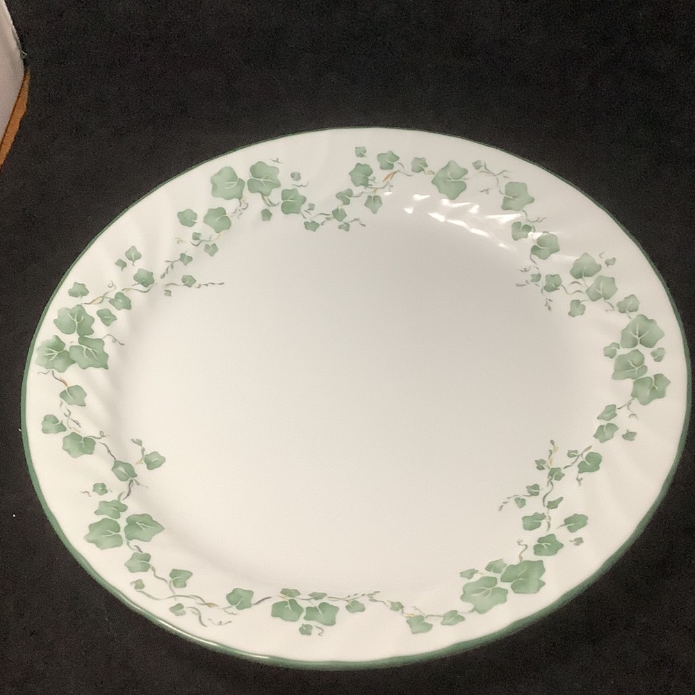 Corelle Callaway Green Ivy Dinner Plate